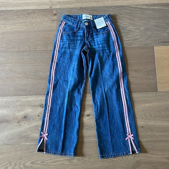 Abercrombie Kids Low Rise Baggy Jeans Size 5/6 Long NWT Pink Striped Bow Details - Picture 5 of 12
